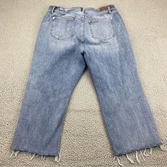 Judy Blue Women's Light Wash Distressed Wide Legs Crop Jeans  | Size:  20W - Picture 5 of 15